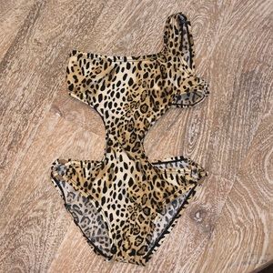 Vintage leopard print animal print size 4 tan